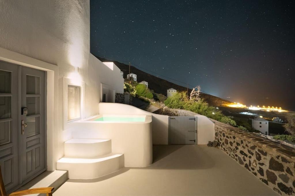 Santorini Sea View Apartments Vourvoulos Exterior photo